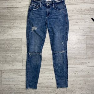GUESS JEANS